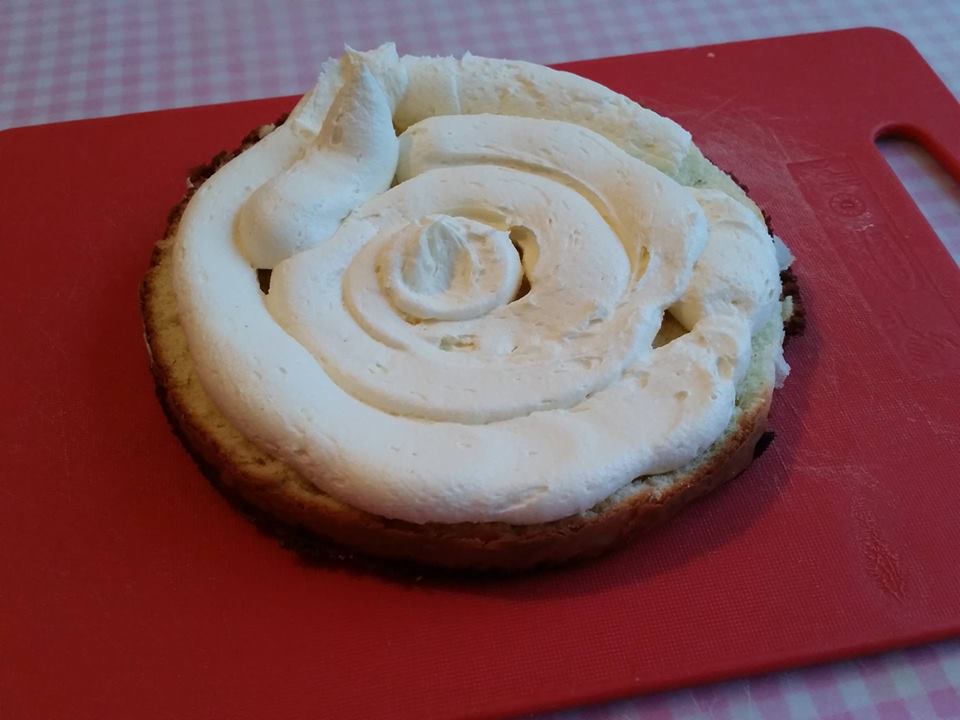taart vullen met botercrème taart room