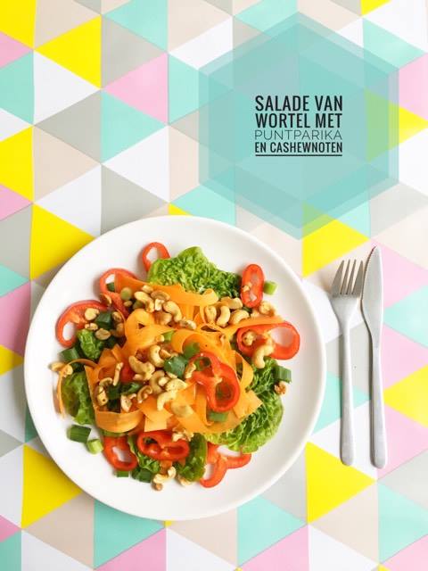 Salade van wortel, puntpaprika & cashewnoten