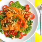 Salade van wortel, puntpaprika & cashewnoten