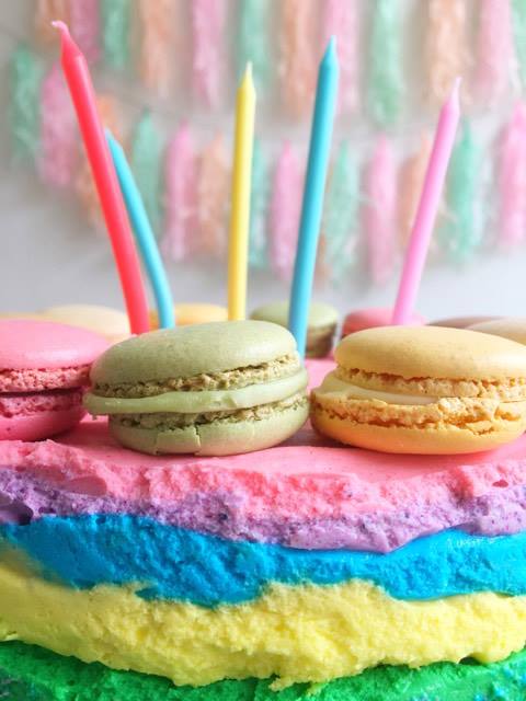 regenboog kwarktaart macarons